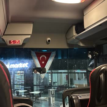 Metro Turizm'de Gecikme, İkram Yok Ve Arızalı Araçla Güvenlik Riski