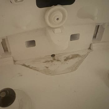 Servisten Kirli Ve Islak Dönen Robot Süpürge, Tekrar Tekrar Arıza Ve Çözüm Yok