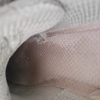 Kısa Sürede Aşınan Skechers Ayakkabı İçin Üretim Hatası Yeniden Değerlendirme Talebi