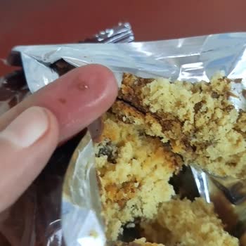 Eti Pop Kek Çikolatalı’da Cam Parçaları Bulundu, Sağlık Endişesi