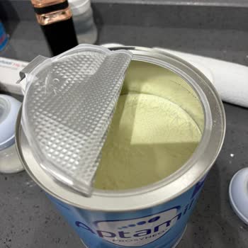 Aptamil Prosyneo 800gr Kutusunda Yarı Kadar İçerik Eksikliği Ve Sağlık Endişesi