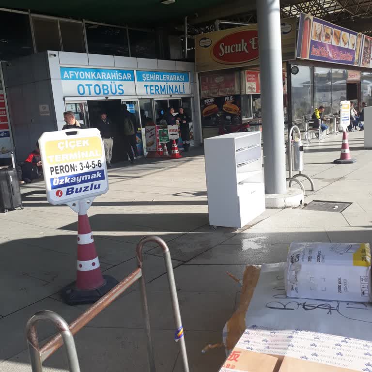 Afyon’da Bırakılan Yolcunun Gecikme Ve Bilgi Eksikliği İle Bilet Ücreti İadesi Talebi