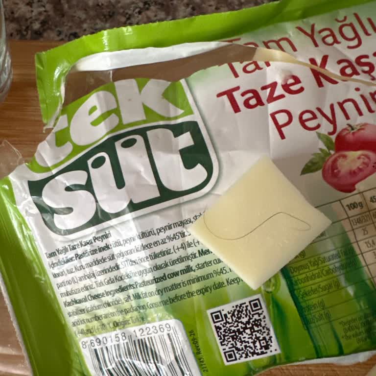 Tek Süt Kaşar Peynirinde Kıl Tespiti Hijyen İhlali Ve Güven Sarsıntısı