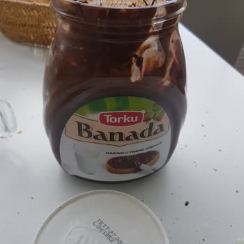 Torku Banada Kakaolu Fındık Kremasında Canlı Kurt Ve Kumlu Kıvam