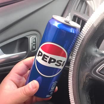 Tomurcuk Market Pepsi Kutu İçinde Taş Bulundu