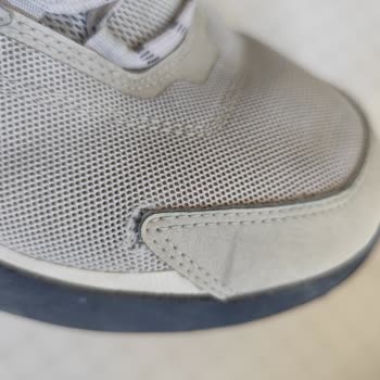 Adidas Terrex Ayakkabısında Kısa Sürede Dikiş Patlaması Ve İç Astar Yırtılması Kabul Edilmedi