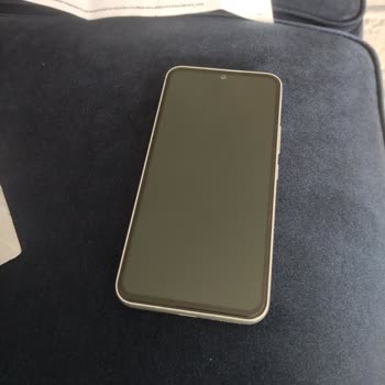 Samsung Galaxy A54 Ekranda Çizgiler, Donma Ve Cihaz Açılmıyor