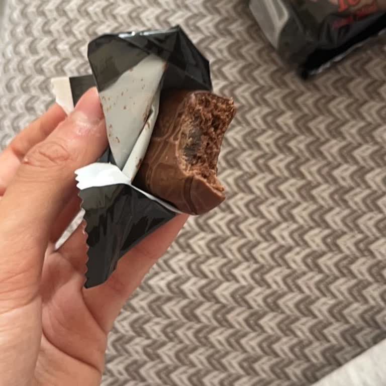 Eti Browni Intense Ürününün Kötü Koku Ve Bozulmuş Tadından Şikayet Ve İade Talebi