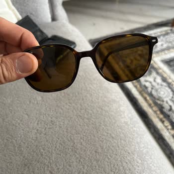 Rayban Gözlüğüm Çerçevesi Bükülürken Garantiden Yazılı Bilgi Alamadım