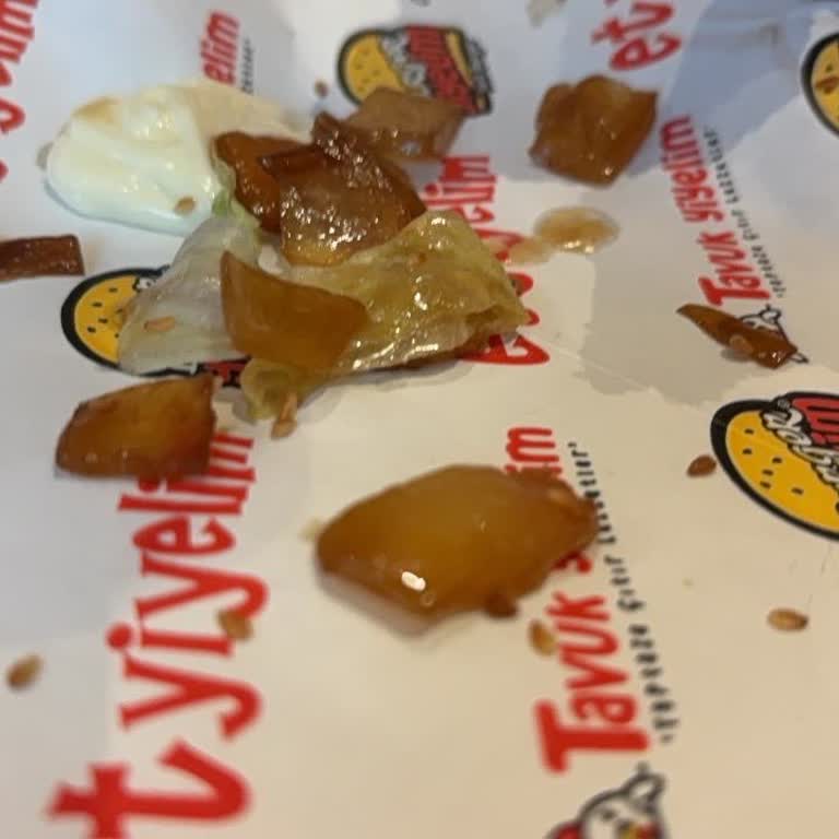 Emaar AVM Burger Yiyelim Şubesinde Soğuk Ve Kalitesiz Hamburger Şikayeti