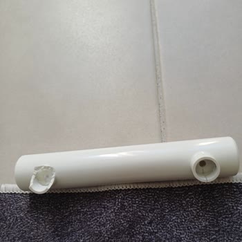 Vitra Nuvoplast Klozet Kapağının Kırılan Damperli Menteşesi İçin Yedek Parça Talebi
