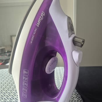 Arzum Peta 2400 W Ütünün Buhar Düğmesi Kısa Sürede Bozuldu