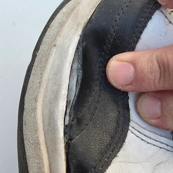 Nike Air Ayakkabısında Kısa Sürede Açılma Ve FLO Mağazasının Olumsuz Yaklaşımı