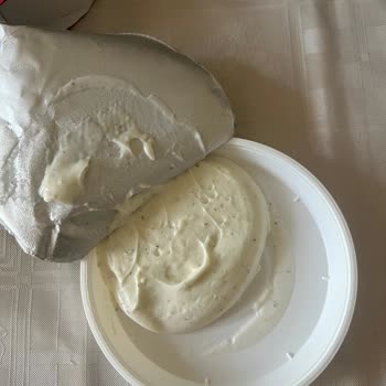 Latte Yerine Dondurma Gönderildi, Ekstra Ürünler Eksik Ve Kalitesiz