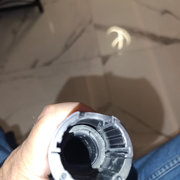 Dyson V12 Süpürge Başlığı Aşınması Ve Boru Kırılması Garanti Çerçevesinde Ücretsiz Değişim Talebi
