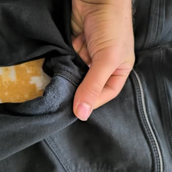 Mavi Pantolonun Aşırı Tüylenmesi Ve Düğme Kırılması Sonrası İade Reddi
