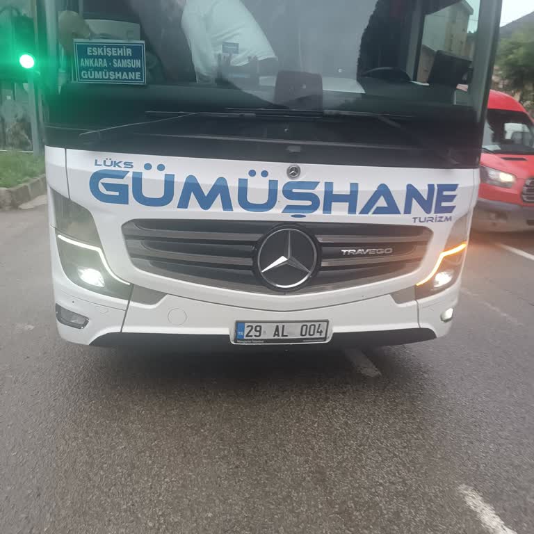 Yanlış Şehirde İndirilme Ve Saygısız Otobüs Personeli Nedeniyle Bilet İadesi Ve Telafi Talebi
