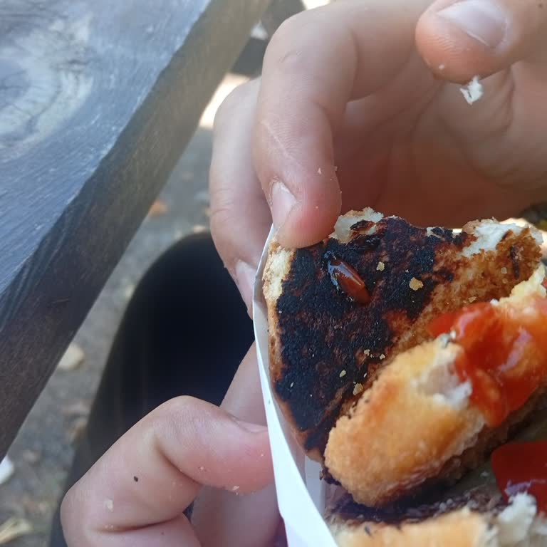 Kalitesiz Paketleme Ve Bayat Ürünler Nedeniyle Memnuniyetsizlik