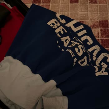 Kırmızı Butik'te Crop Kazak Takımlarda İlk Yıkamada Renk Atması Ve Yırtılma Sorunu