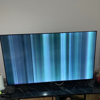 Televizyon Ekranında Dikey Çizgiler Ve Garanti Bitiminden Ücretsiz Onarım Talebi