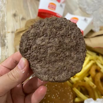 Donmuş Ve Tadı Bozuk Burger King Kral Avantaj Menüsü Şikayeti