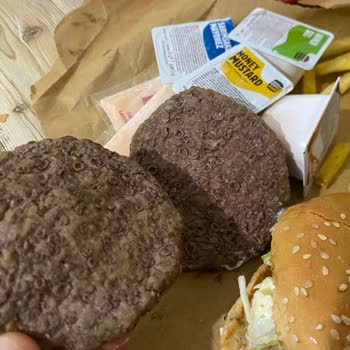 Donmuş Ve Tadı Bozuk Burger King Kral Avantaj Menüsü Şikayeti