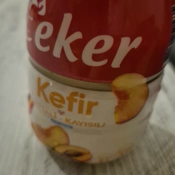 Eker Kayısılı Kefirde Bozulmuş Tat Ve Kırmızı Görüntü Güvenimi Zedeledi