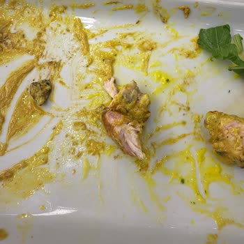 Makarna İçindeki Çiğ Tavuk: Sağlık Riski Ve Ücret İadesi Talebi