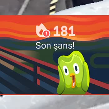 Duolingo'nun Son Şans! Bildirimleri Genç Kullanıcıları Korkutuyor