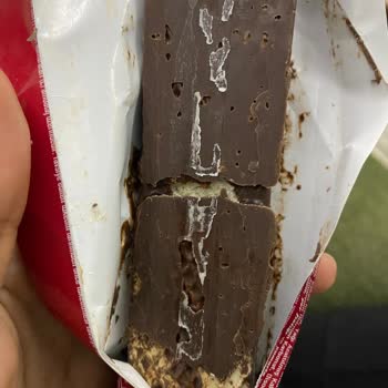 Torku Çikolata Kaplamasındaki Kırılmalar Ve Bayat Koku, Tüketici Sağlığına Tehdit