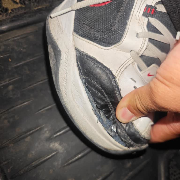 Nike Ayakkabısında Kısa Sürede Açılma Sorunu Ve Garanti İsteği