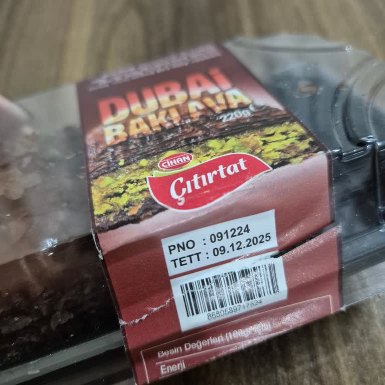 A101 Şubesinde Tarihi Geçmiş Baklava Satışı Tüketiciyi Riske Attı