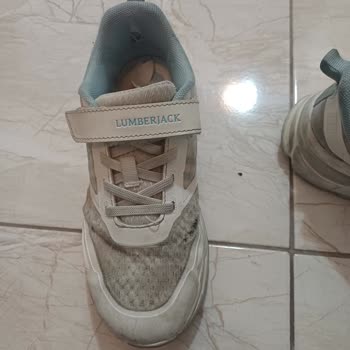 2 Ayda Çocuk Ayakkabısında Simetrik Yırtılmalar Ve Garanti Reddi