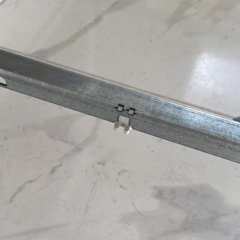Stoper Tırnağı Kırıldı, Yedek Parça Bulunamıyor