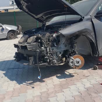 Citroen C5 Aircross Araç Uzun Süre Serviste Bekliyor, Yedek Parça Ve Bilgi Eksikliği