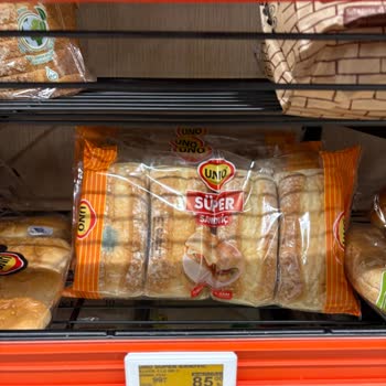 Migros Ölüdeniz Şubesinde Küflü Sandviç Ekmekleri Satışı Hijyen Endişesi Yaratıyor