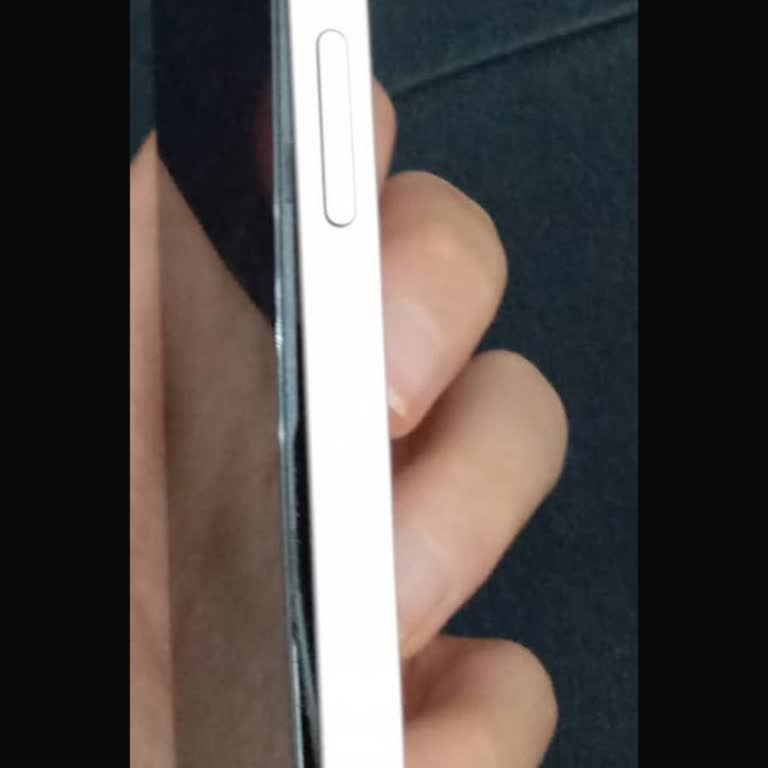 Şişen Akıllı Telefon Pilinden Kaynaklanan Güvenlik Riski Ve Acil Çözüm Talebi