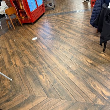 Köfteci Yusuf Şubesinde Hijyen Eksikliği Ve Uzun Bekleme Süresi