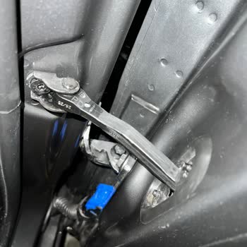Fiat Egea Sedan Kapı Gergilerinde Sürekli Ses Ve Kazıma Problemi Garanti İadesi Talebi