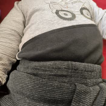 Molfix Bezlerinde 14 Saat Kuruluk Vaadi Boşta Kaldı, Çocuk Gece Boyunca Islak Ve Hastalandı