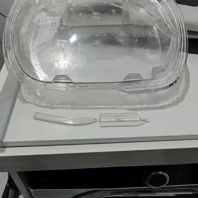 Su Tankı Kendiliğinden Kırıldı Ve Ücretsiz Değişim Talebi