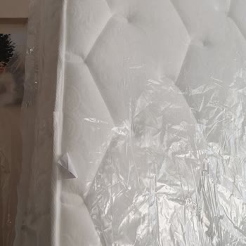 Baza Ölçüsüne Uymayan Yatak İçin Çözüm Bulunamadı