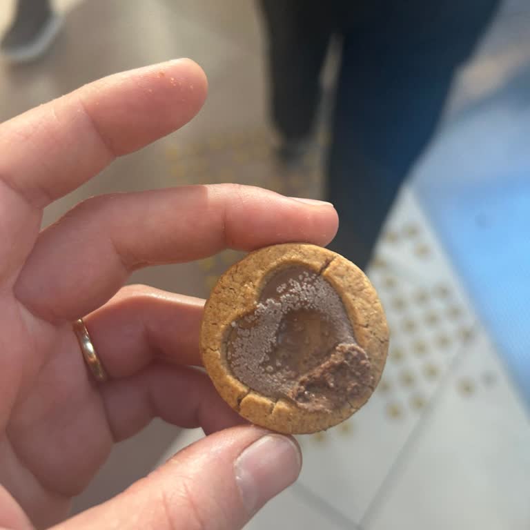 Torku Tam Çikolatam Bisküvisi Küflenmiş, Çocuğum Yedi