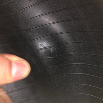 Yeni Aldığım Lastik 3 Gün İçinde Yandan Patladı Ve Güvenliğimi Tehlikeye Attı