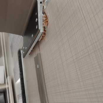 Montaj Hatası Nedeniyle 6 Yıllık Gardırop Sorunu Ve Ücretli Kapak Değişimi