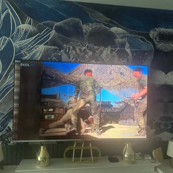 İki Kez Tekrar Eden LED Bar Arızası Nedeniyle Televizyonun Değiştirilmesi Talebi
