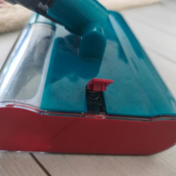 Dyson V15 Yer Silme Başlığı Sürekli Kırılıyor Ve Ücretsiz Değişim Talebi