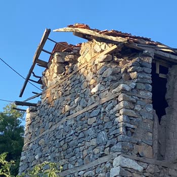 Bursa Büyükşehir Belediyesi Metruk Bina Yıkımı İçin Başvuru Cevapsız, Yetkili Dalga Geçiyor