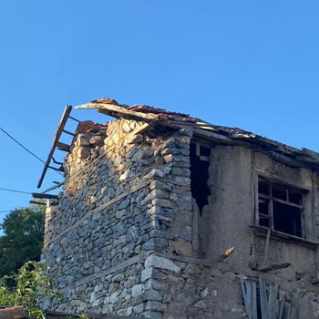 Bursa Büyükşehir Belediyesi Metruk Bina Yıkımı İçin Başvuru Cevapsız, Yetkili Dalga Geçiyor