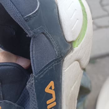 Deichmann Ayakkabısında Üst Kısmı Patladı, Değişim Reddedildi